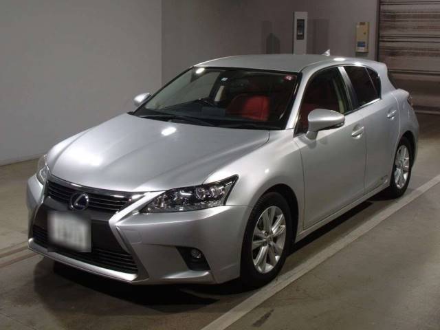 10008 LEXUS CT ZWA10 2015 г. (TAA Chubu)