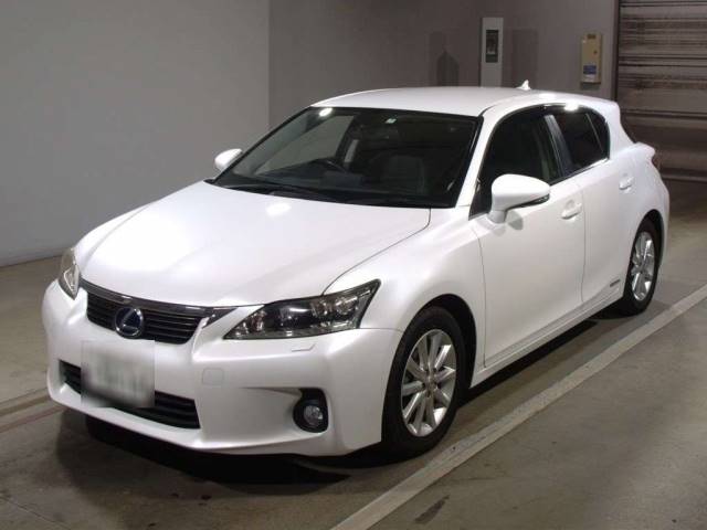 10008 LEXUS CT ZWA10 2011 г. (TAA Chubu)