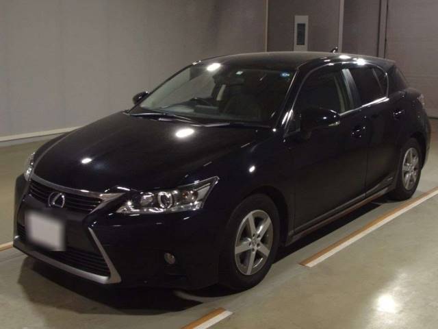 10023 LEXUS CT ZWA10 2015 г. (TAA Hyogo)