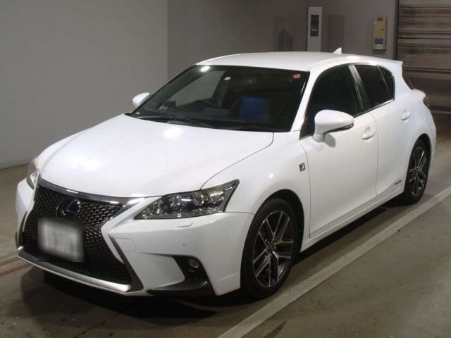 10025 LEXUS CT ZWA10 2014 г. (TAA Chubu)