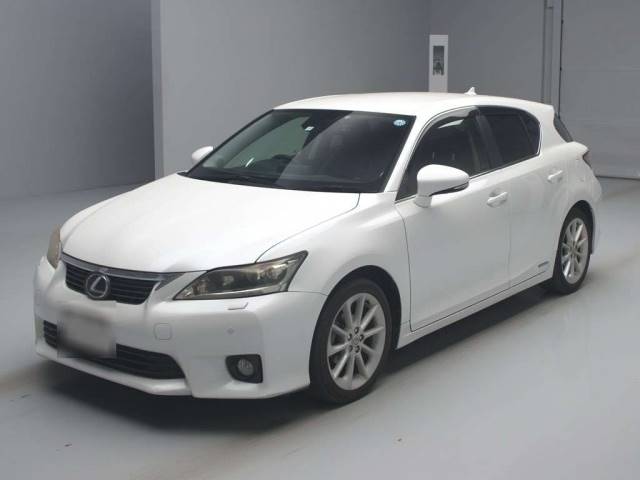 21008 LEXUS CT ZWA10 2011 г. (TAA Kantou)