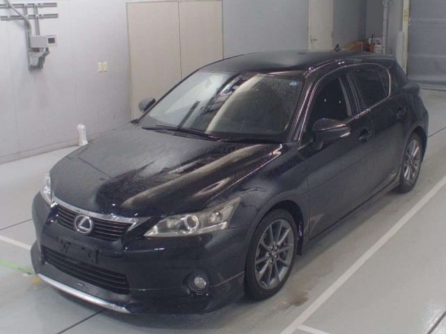 31236 LEXUS CT ZWA10 2012 г. (CAA Chubu)