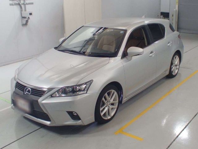 31393 LEXUS CT ZWA10 2014 г. (CAA Chubu)