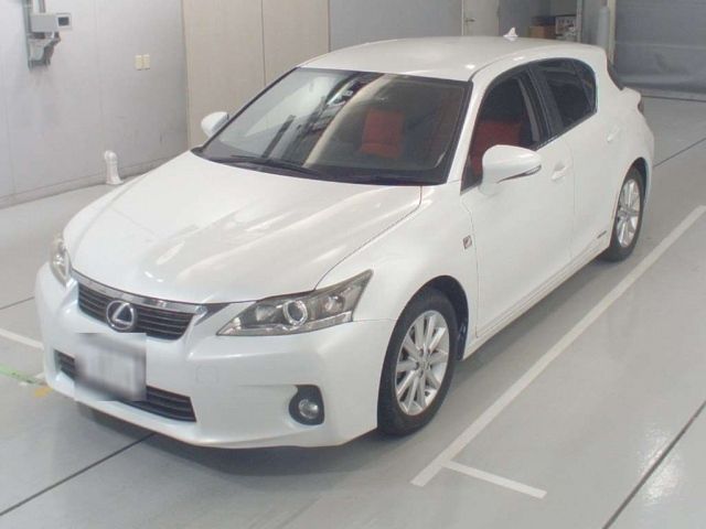 33498 LEXUS CT ZWA10 2011 г. (CAA Chubu)