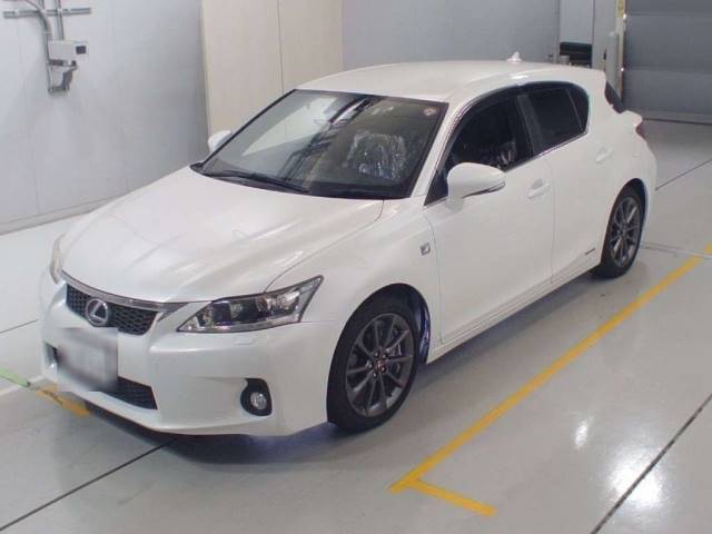 36240 LEXUS CT ZWA10 2012 г. (CAA Chubu)