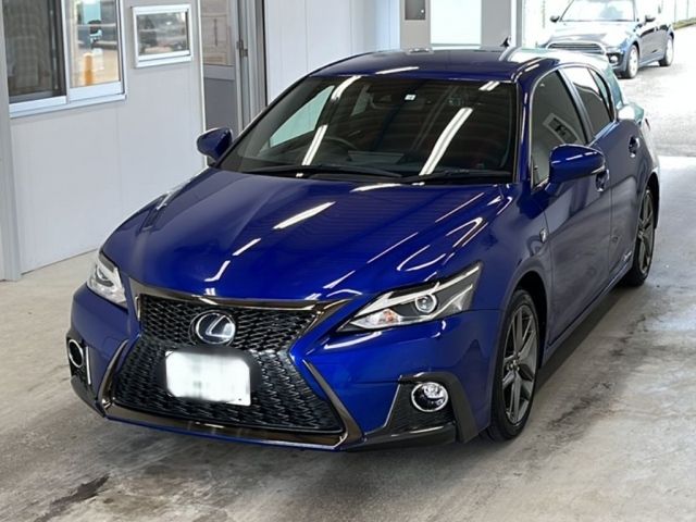 3025 LEXUS CT ZWA10 2018 г. (KCAA Minami Kyushu)