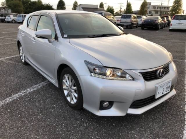 720 LEXUS CT ZWA10 2011 г. (ARAI Oyama)