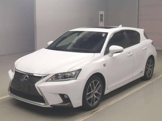 81039 LEXUS CT ZWA10 2014 г. (TAA Kantou)