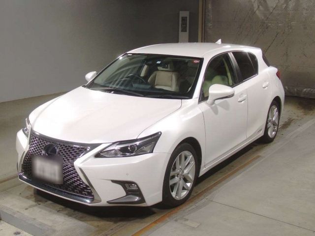 10065 LEXUS CT 2018 г. (TAA Kinki)