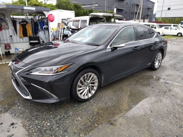 2818 LEXUS ES 2019 г. (LUM Fukuoka Nyusatsu)