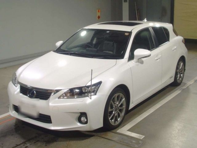 10002 Lexus Ct ZWA10 2012 г. (TAA Hiroshima)