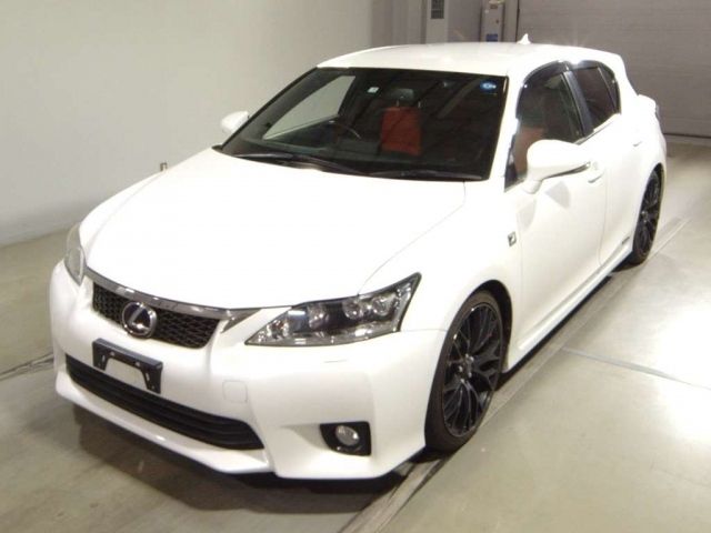 10003 Lexus Ct ZWA10 2011 г. (TAA Tohoku)