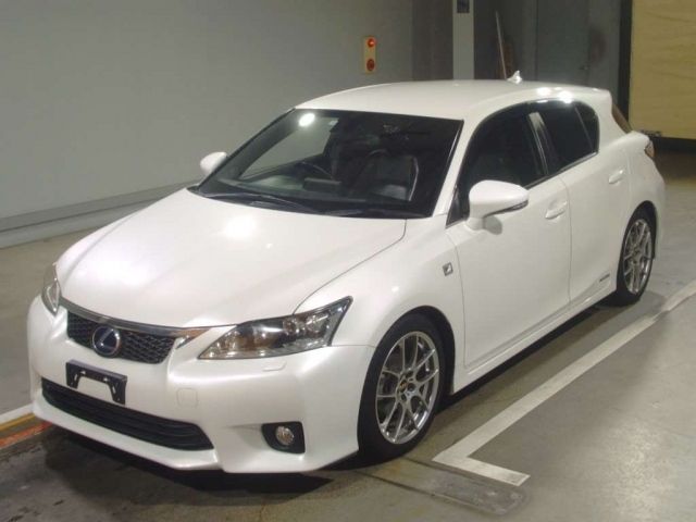 10007 Lexus Ct ZWA10 2011 г. (TAA Hiroshima)