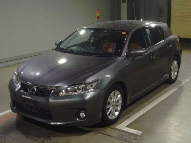 10016 Lexus Ct ZWA10 2012 г. (TAA Hiroshima)