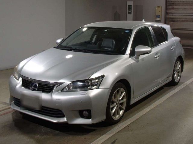 10021 Lexus Ct ZWA10 2013 г. (TAA Chubu)