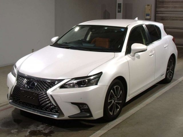 10050 Lexus Ct ZWA10 2018 г. (TAA Chubu)