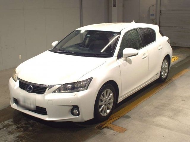 10051 Lexus Ct ZWA10 2011 г. (TAA Kyushu)