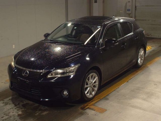 10059 Lexus Ct ZWA10 2011 г. (TAA Kyushu)