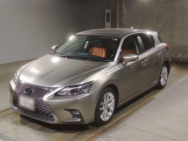 10078 Lexus Ct ZWA10 2018 г. (TAA Kinki)