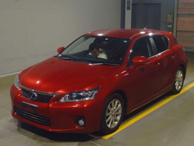 11012 Lexus Ct ZWA10 2012 г. (TAA Yokohama)