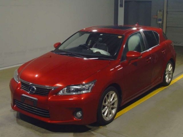 11014 Lexus Ct ZWA10 2012 г. (TAA Yokohama)