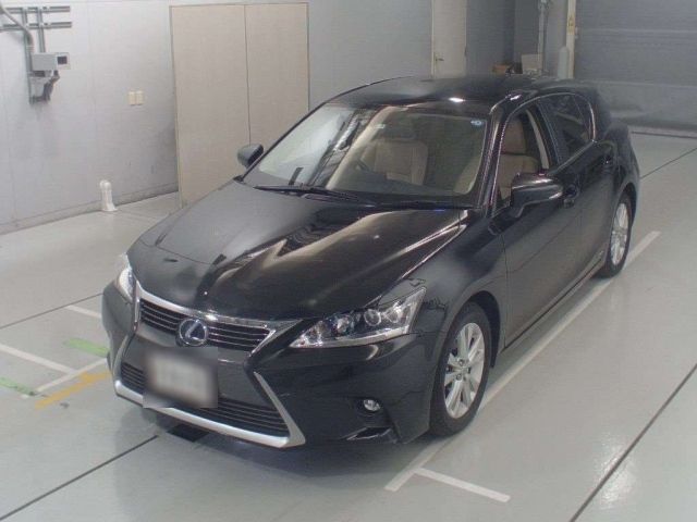 20051 Lexus Ct ZWA10 2015 г. (CAA Chubu)