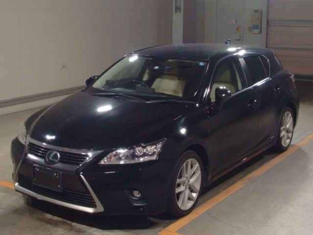 30045 Lexus Ct ZWA10 2014 г. (TAA Minami Kyushu)