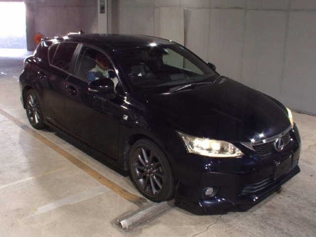 3038 Lexus Ct ZWA10 2011 г. (JU Fukuoka)