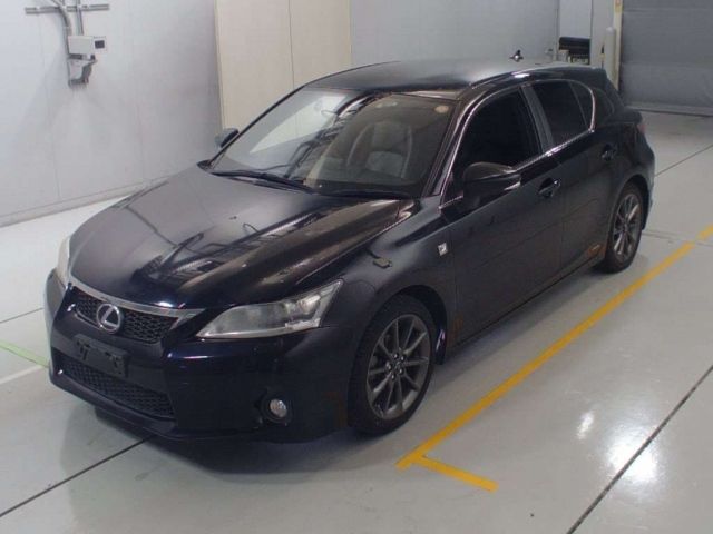 30596 Lexus Ct ZWA10 2012 г. (CAA Chubu)