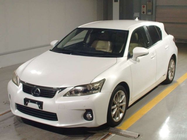 4336 Lexus Ct ZWA10 2011 г. (TAA Shikoku)