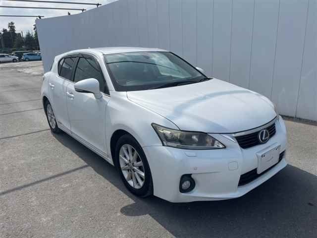 60096 Lexus Ct ZWA10 2011 г. (MIRIVE Saitama)