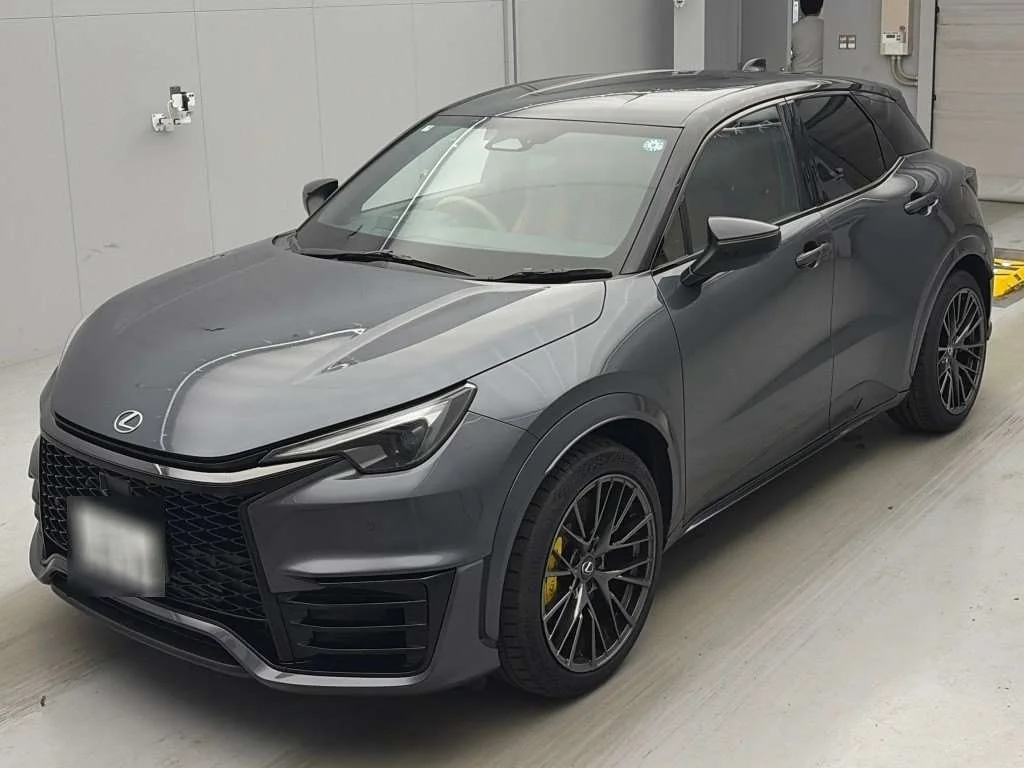 Lexus LBX GAYA16 2025