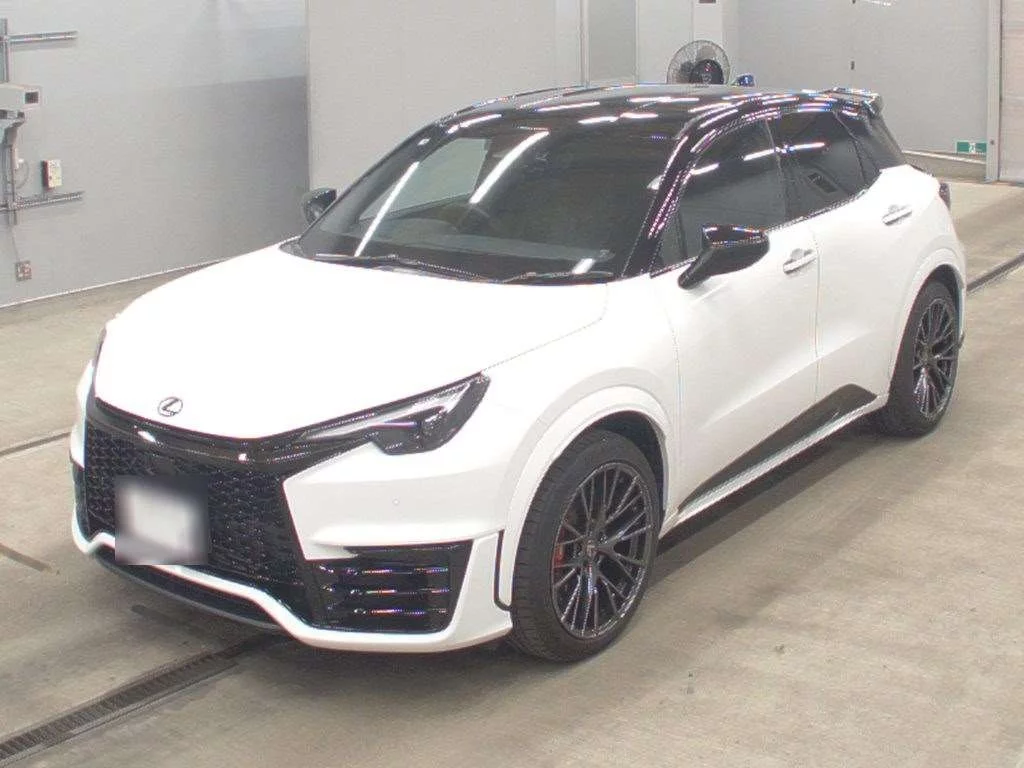 Lexus LBX GAYA16 2025