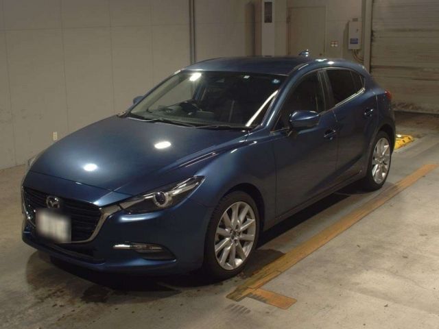 30050 MAZDA AXELA BMLFS 2017 г. (TAA Kyushu)