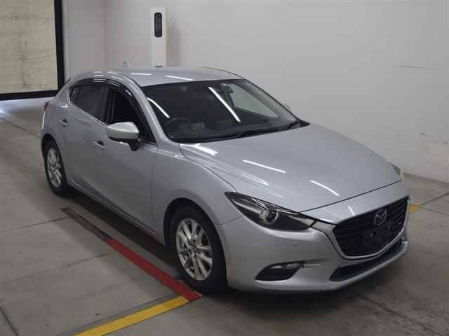 30241 MAZDA AXELA BM5FS 2018 г. (MIRIVE Osaka)