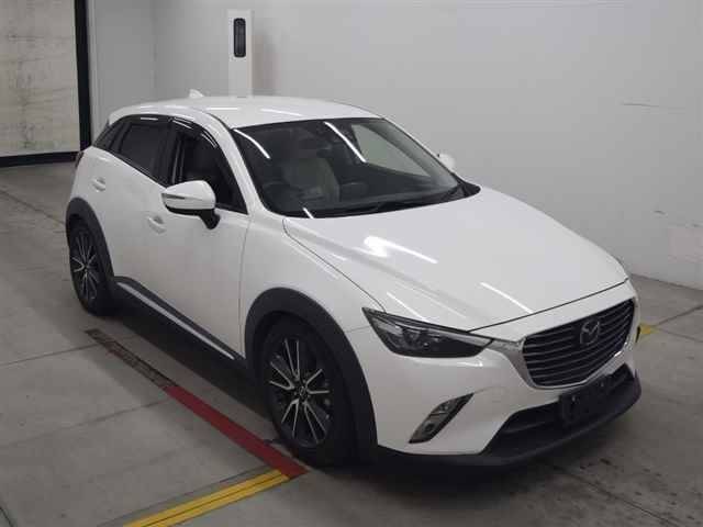 30195 MAZDA CX-3 DK5FW 2015 г. (MIRIVE Osaka)