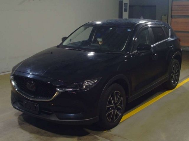 12587 MAZDA CX-5 KF2P 2018 г. (TAA Yokohama)