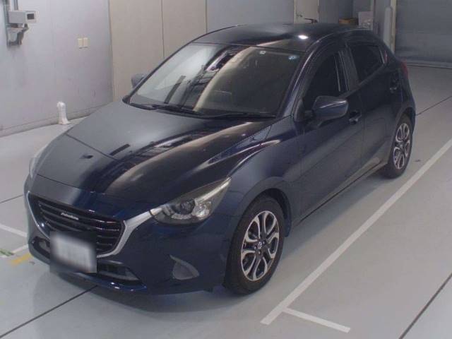 10052 MAZDA DEMIO DJ3FS 2015 г. (CAA Chubu)