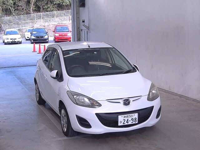 1014 MAZDA DEMIO DE3FS 2013 г. (JU Okinawa)