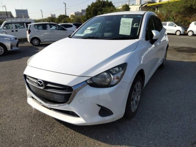 10319 MAZDA DEMIO DJ3FS 2016 г. (LUM Kobe Nyusatsu)