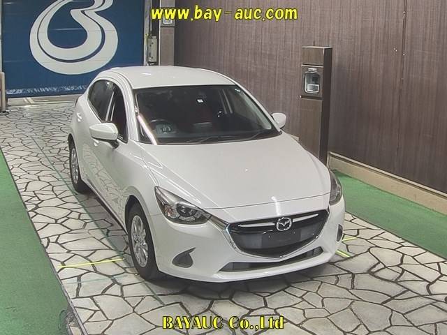 15058 MAZDA DEMIO DJ3FS 2015 г. (BAYAUC)