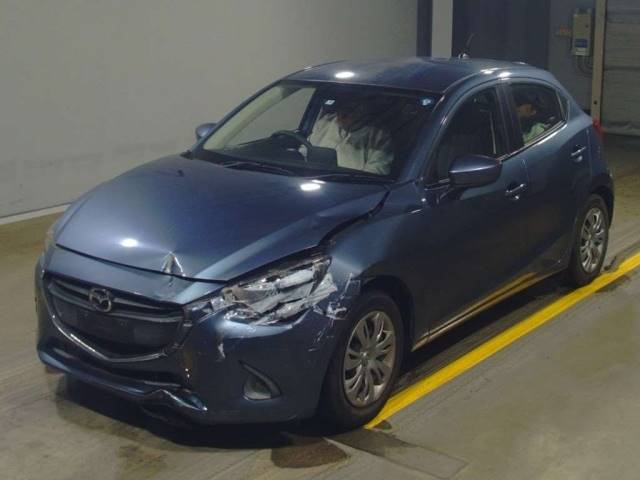 18382 MAZDA DEMIO DJ3FS 2015 г. (TAA Yokohama)