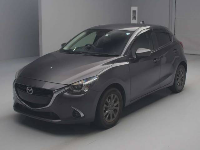 22085 MAZDA DEMIO DJ3FS 2018 г. (TAA Kantou)