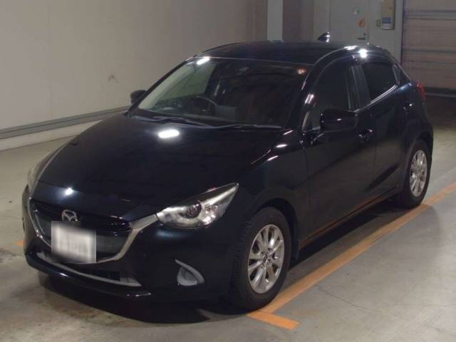 30003 MAZDA DEMIO DJ3FS 2016 г. (TAA Minami Kyushu)