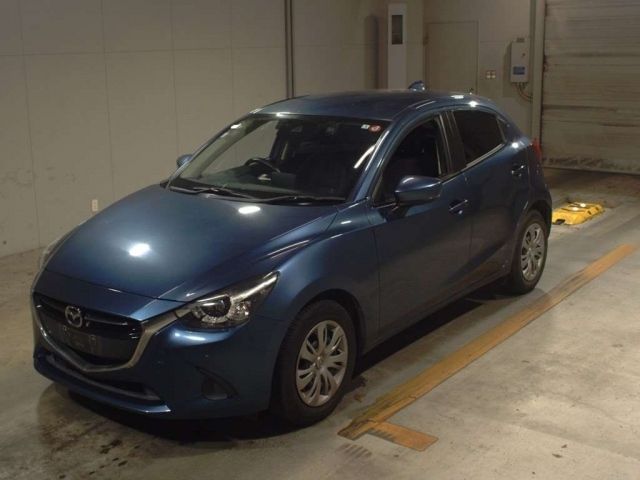 30027 MAZDA DEMIO DJLFS 2019 г. (TAA Kyushu)