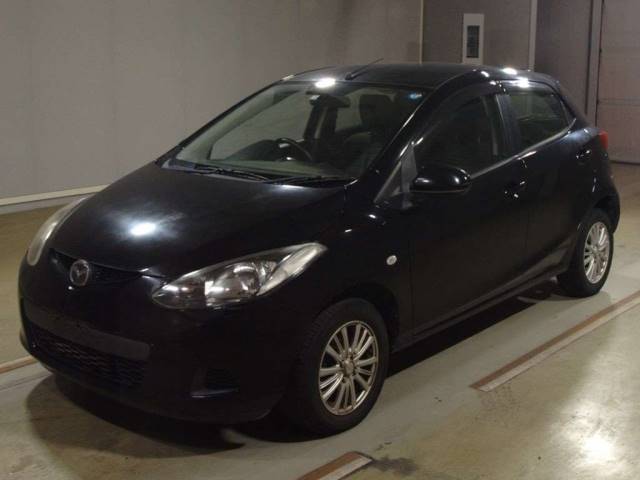 30502 MAZDA DEMIO DE3FS 2011 г. (TAA Hyogo)