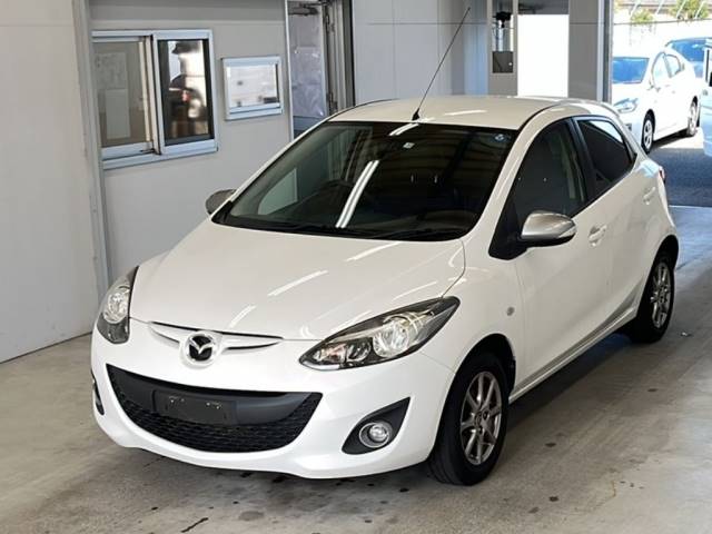 3362 MAZDA DEMIO DEJFS 2013 г. (KCAA Minami Kyushu)