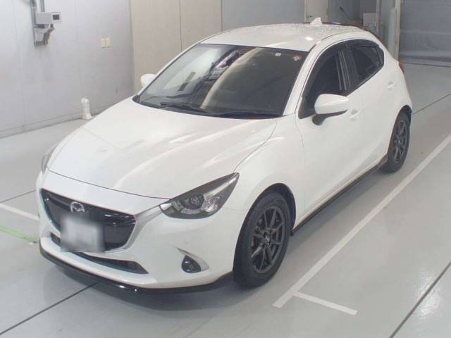 36182 MAZDA DEMIO DJ3FS 2018 г. (CAA Chubu)