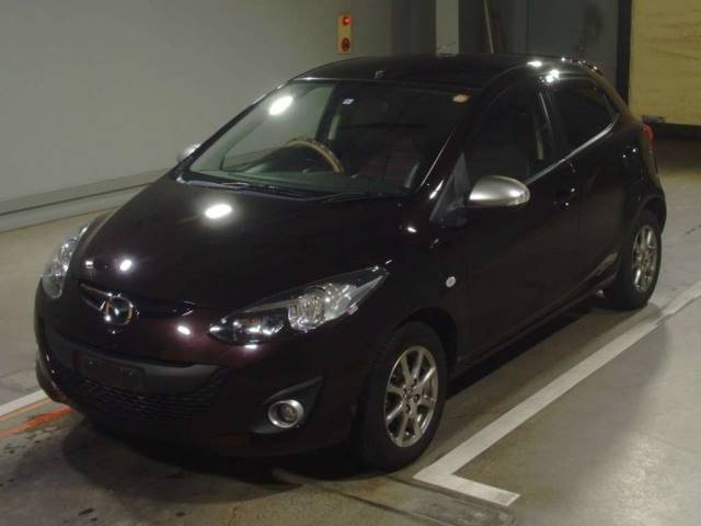 4009 MAZDA DEMIO DEJFS 2014 г. (TAA Hiroshima)