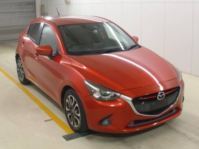 4146 MAZDA DEMIO DJ5FS 2015 г. (NAA Nagoya)